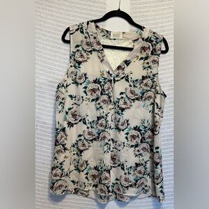 Crescent Cream Notched Collar Blouse with Elegant Style